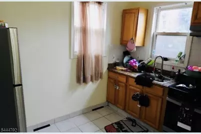 142 Passaic St, Passaic, NJ 07055 - Photo 16