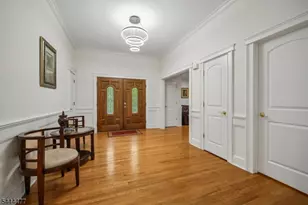 24 Rippling Brook Dr, Millburn, NJ 07078 - Photo 4