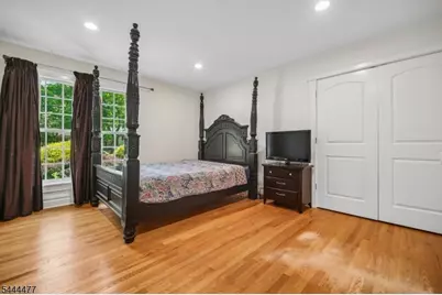 24 Rippling Brook Dr, Millburn, NJ 07078 - Photo 20