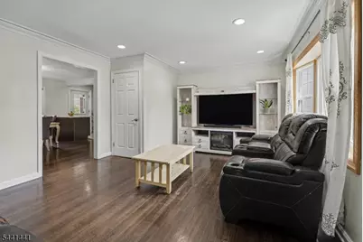 392 Ingall St, Union Township, NJ 07083 - Photo 6