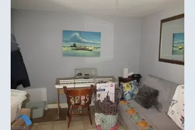 137 Thompson Ave, Dover, NJ 07801 - Photo 2