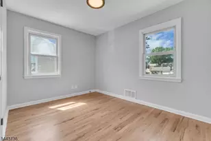 392 Lower Alden Dr, Rahway, NJ 07065 - Photo 24