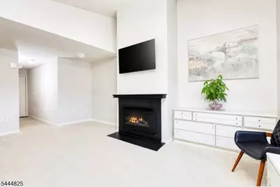 158 Falcon Ridge Way #158, Hamburg, NJ 07419 - Photo 2