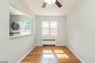 32 Wedgewood Dr, Verona, NJ 07044 - Photo 4