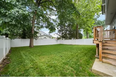 767 Hemlock Rd, Union Township, NJ 07083 - Photo 28
