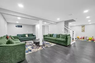 767 Hemlock Rd, Union Township, NJ 07083 - Photo 24