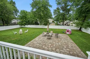 80 Briarwood Dr W, Berkeley Heights Township, NJ 07922 - Photo 24