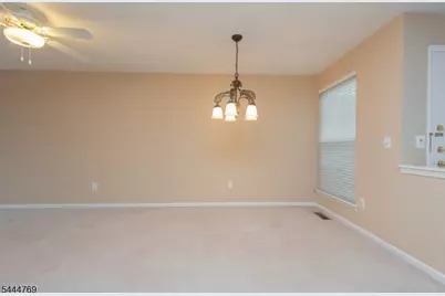 2404 Vantage Ct, Denville, NJ 07834 - Photo 8