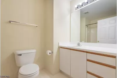 2404 Vantage Ct, Denville, NJ 07834 - Photo 28