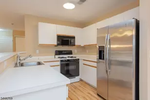 2404 Vantage Ct, Denville, NJ 07834 - Photo 2