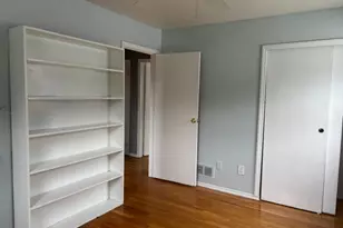 153 Martha Ave, Elmwood Park, NJ 07407 - Photo 10