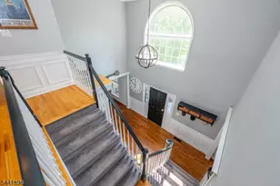 15 Tanglewood Dr, Andover Township, NJ 07848 - Photo 10