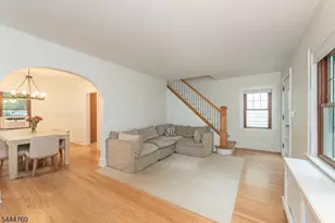 61 Newman Ave, Verona, NJ 07044 - Photo 6