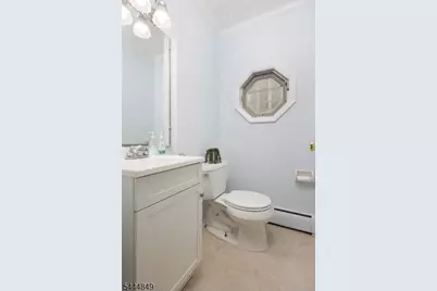 39 Saint Germain Dr, Clark Township, NJ 07066 - Photo 18