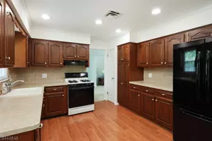 39 St Germain Dr, Clark Township, NJ 07066 - Photo 14
