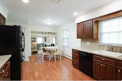 39 Saint Germain Dr, Clark Township, NJ 07066 - Photo 12