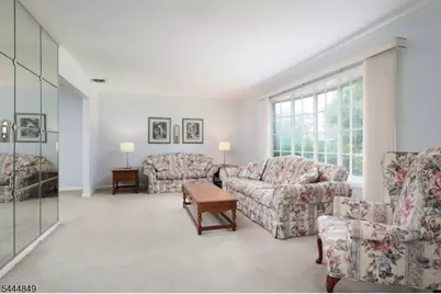 39 Saint Germain Dr, Clark Township, NJ 07066 - Photo 8