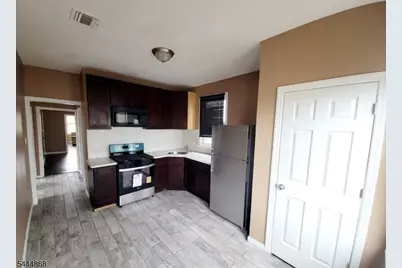 217 N 15th St, East Orange, NJ 07017 - Photo 4