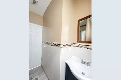 217 N 15th St, East Orange, NJ 07017 - Photo 12