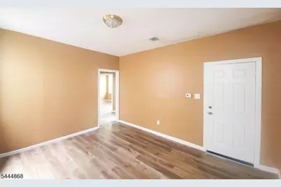 217 N 15th St, East Orange, NJ 07017 - Photo 14