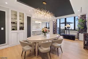 100 Carlyle Dr, Cliffside Park, NJ 07072 - Photo 8