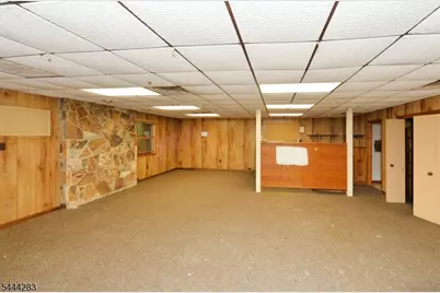 105 Ricker Dr, Ringwood, NJ 07456 - Photo 32