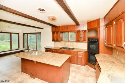 105 Ricker Dr, Ringwood, NJ 07456 - Photo 12