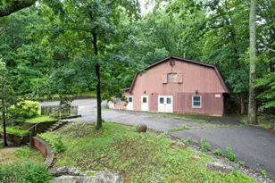 105 Ricker Dr, Ringwood, NJ 07456 - Photo 6