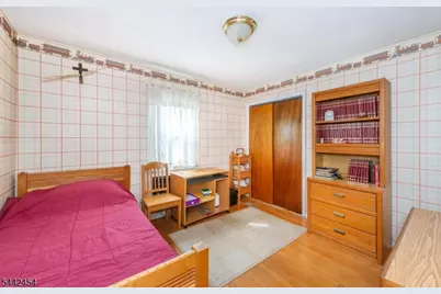 906 Maurice Ave, Rahway, NJ 07065 - Photo 20