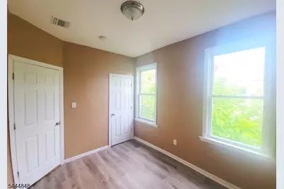 217 N 15th St #3, East Orange, NJ 07017 - Photo 18