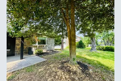 323 Parry Rd, Cinnaminson, NJ 08077 - Photo 2