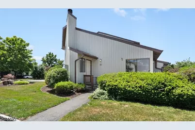 250 Ridgedale Ave Unit #V1, Florham Park, NJ 07932 - Photo 2