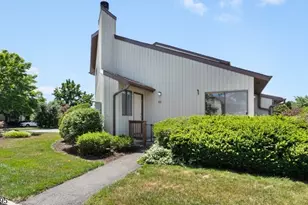250 Ridgedale Ave Unit, Florham Park, NJ 07932 - Photo 2