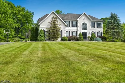 9 Steeplechase Lane, Franklin Township, NJ 08802 - Photo 2