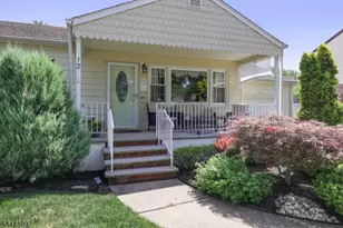 12 Whitley Terrace, Clark Township, NJ 07066 - Photo 2
