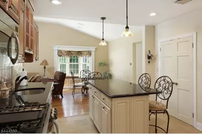 12 Whitley Ter, Clark Township, NJ 07066 - Photo 10
