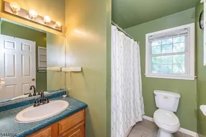 19 Franklin Pl, Hackensack, NJ 07601 - Photo 16