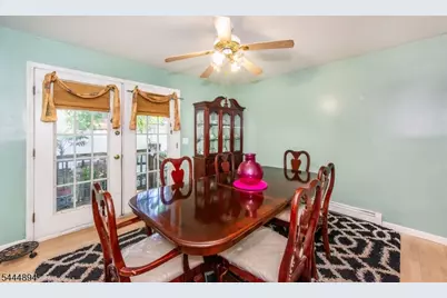 19 Franklin Pl, Hackensack, NJ 07601 - Photo 4