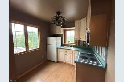 24 Beardslee Rd, Millstone Borough, NJ 08844 - Photo 14