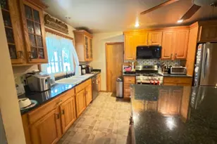 24 Beardslee Rd, Millstone Borough, NJ 08844 - Photo 2