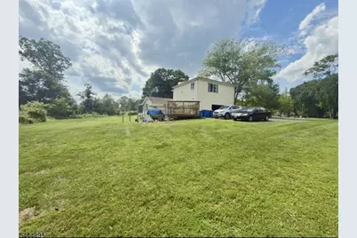 24 Beardslee Rd, Millstone Borough, NJ 08844 - Photo 32