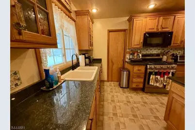 24 Beardslee Rd, Millstone Borough, NJ 08844 - Photo 42