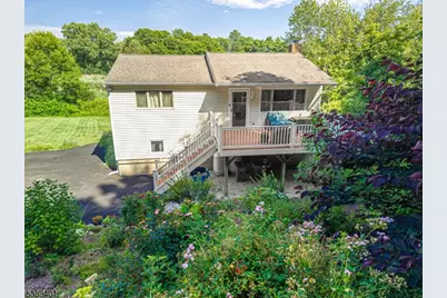 8 Pond Dr, Vernon, NJ 07422 - Photo 1
