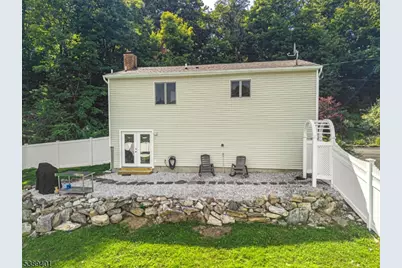 8 Pond Dr, Vernon, NJ 07422 - Photo 26