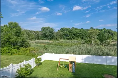 8 Pond Dr, Vernon, NJ 07422 - Photo 32