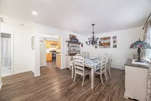 8 Pond Dr, Vernon, NJ 07422 - Photo 10
