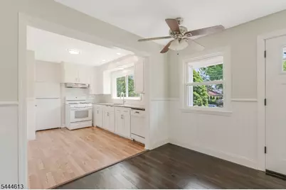263 N Jackson Ave, North Plainfield, NJ 07060 - Photo 8