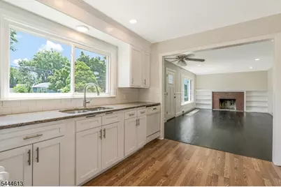 263 N Jackson Ave, North Plainfield, NJ 07060 - Photo 10