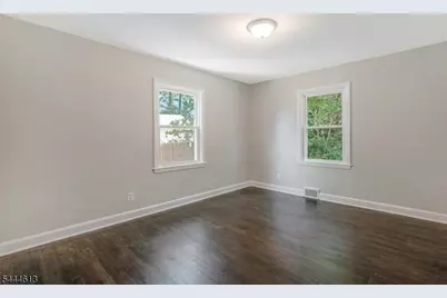 263 N Jackson Ave, North Plainfield, NJ 07060 - Photo 12