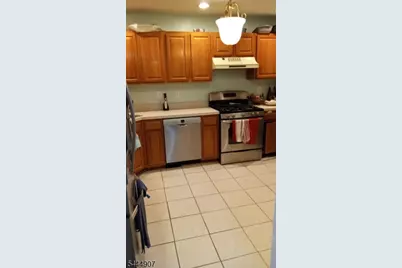 4 Colgate Dr, Newark, NJ 07103 - Photo 6